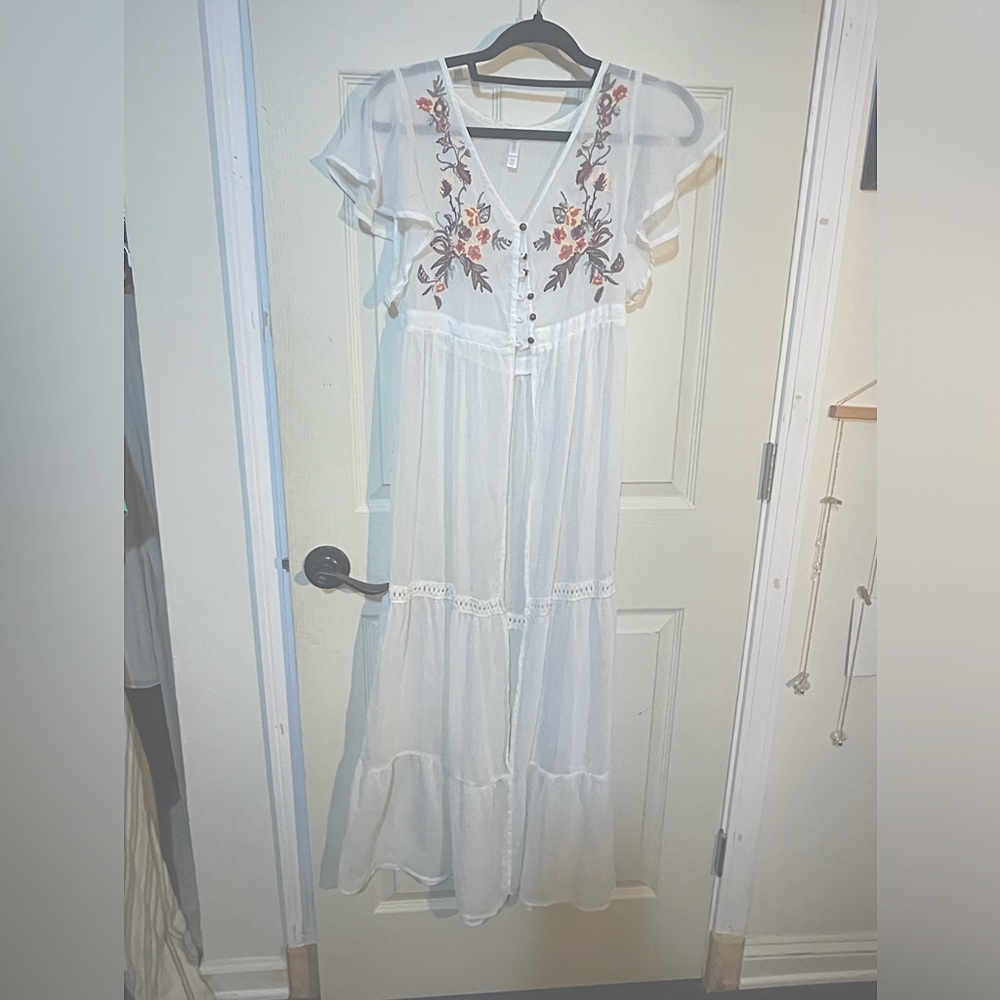 Extra small, white Flowly overlay!